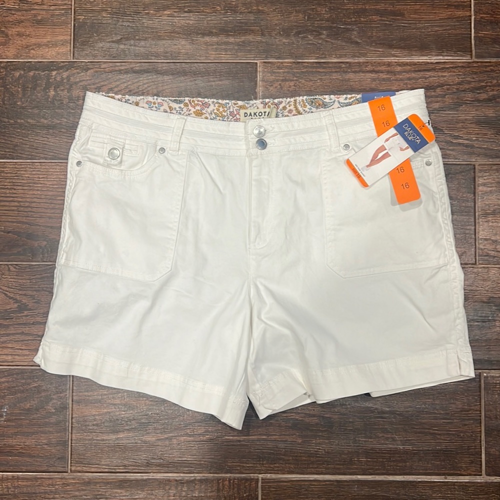 NWT Dakota Blue White Cotton Stretch Midrise Shorts